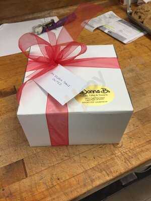 Donna B's Bakery Boutique