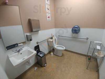 Smithsonian Cafe And Chowderhouse