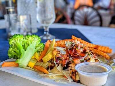 Cass Cay Restaurant And Bar