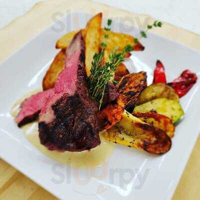 Coolidge Park Cafe At Hotel Northampton