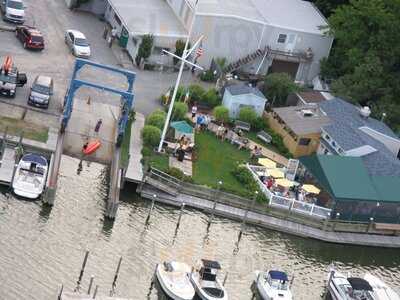 Morgan's Marina & Beach House Restaurant