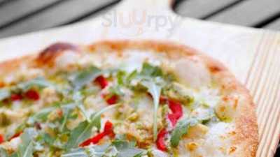 Blaze Pizza