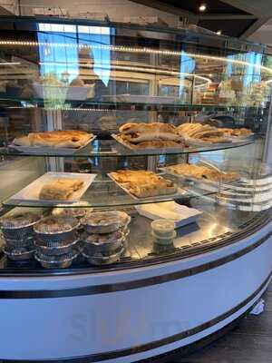 Giovanni's Pizzeria & Gelateria