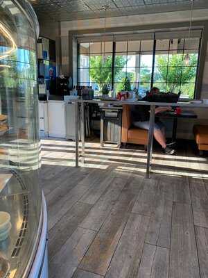 Giovanni's Pizzeria & Gelateria