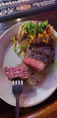 Full Throttle Kitchen Werks At County Line Bar