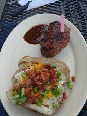 Full Throttle Kitchen Werks At County Line Bar