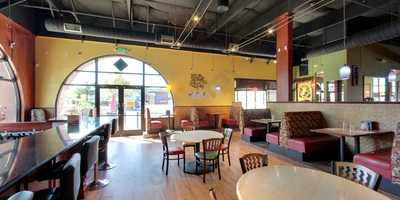 Curry Bowl - Indian & Indo-chinese Cuisine