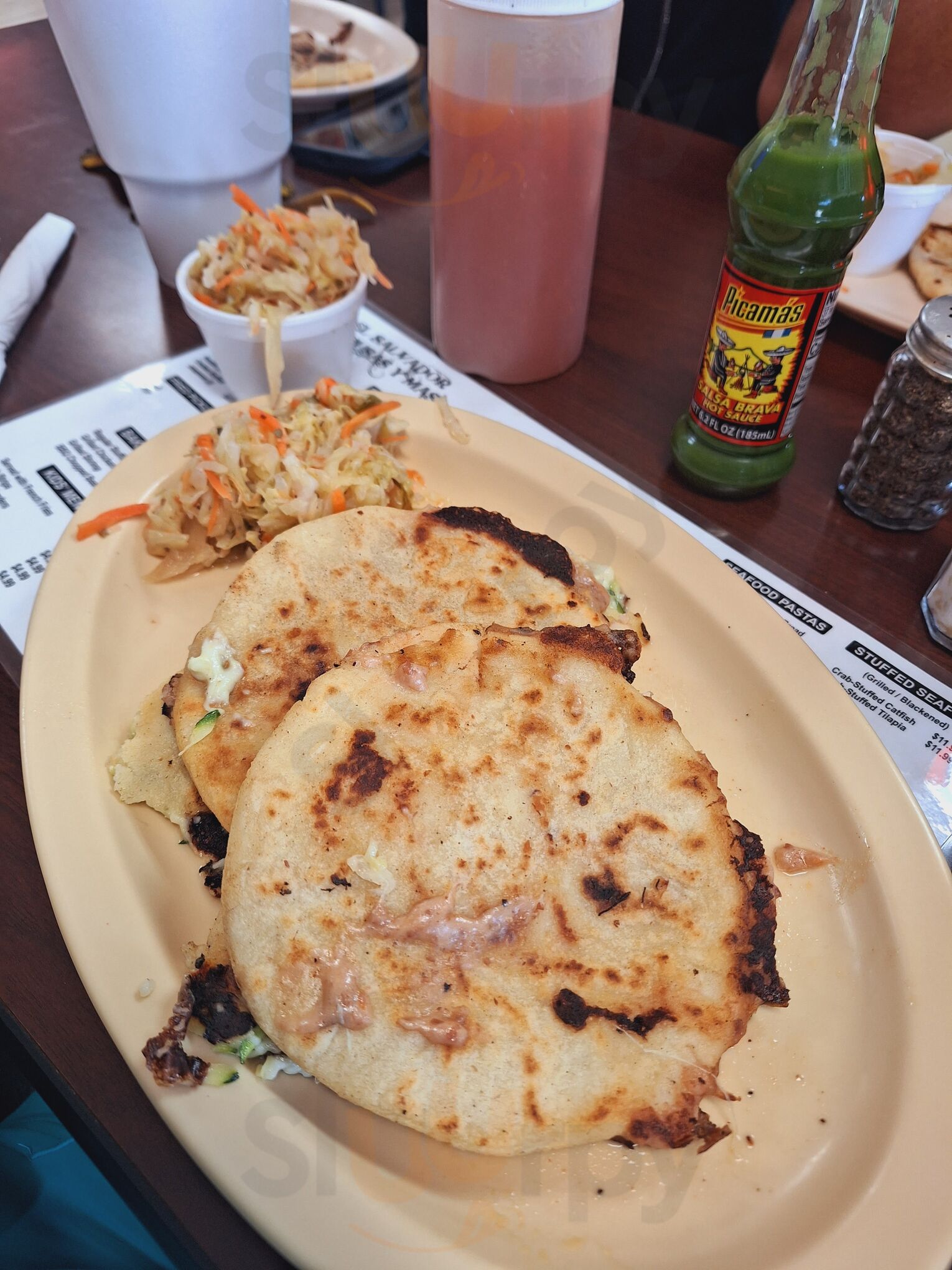 El Salvador Pupusas Y Mas