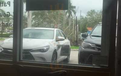 Yo's Haitian Cuisine & Bakery