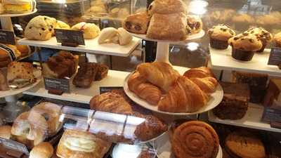 Al Cappuccino Coffeehouse & Cafe