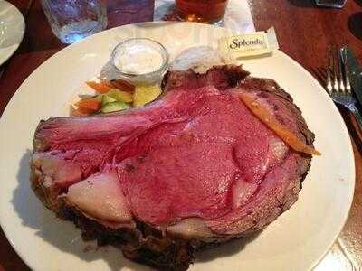 Haleiwa Joe's At Haiku Gardens