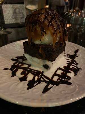 Rusteak Restaurant & Wine Bar