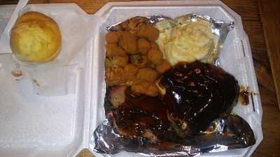Molly’s Bbq & Seafood