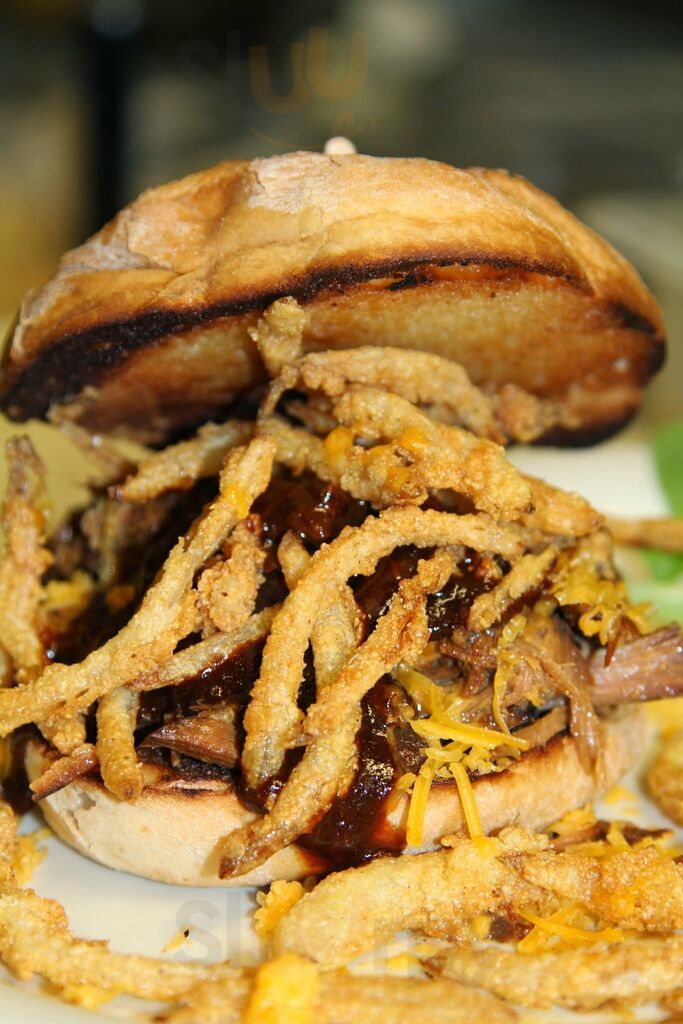 Foster's Pub & Grill