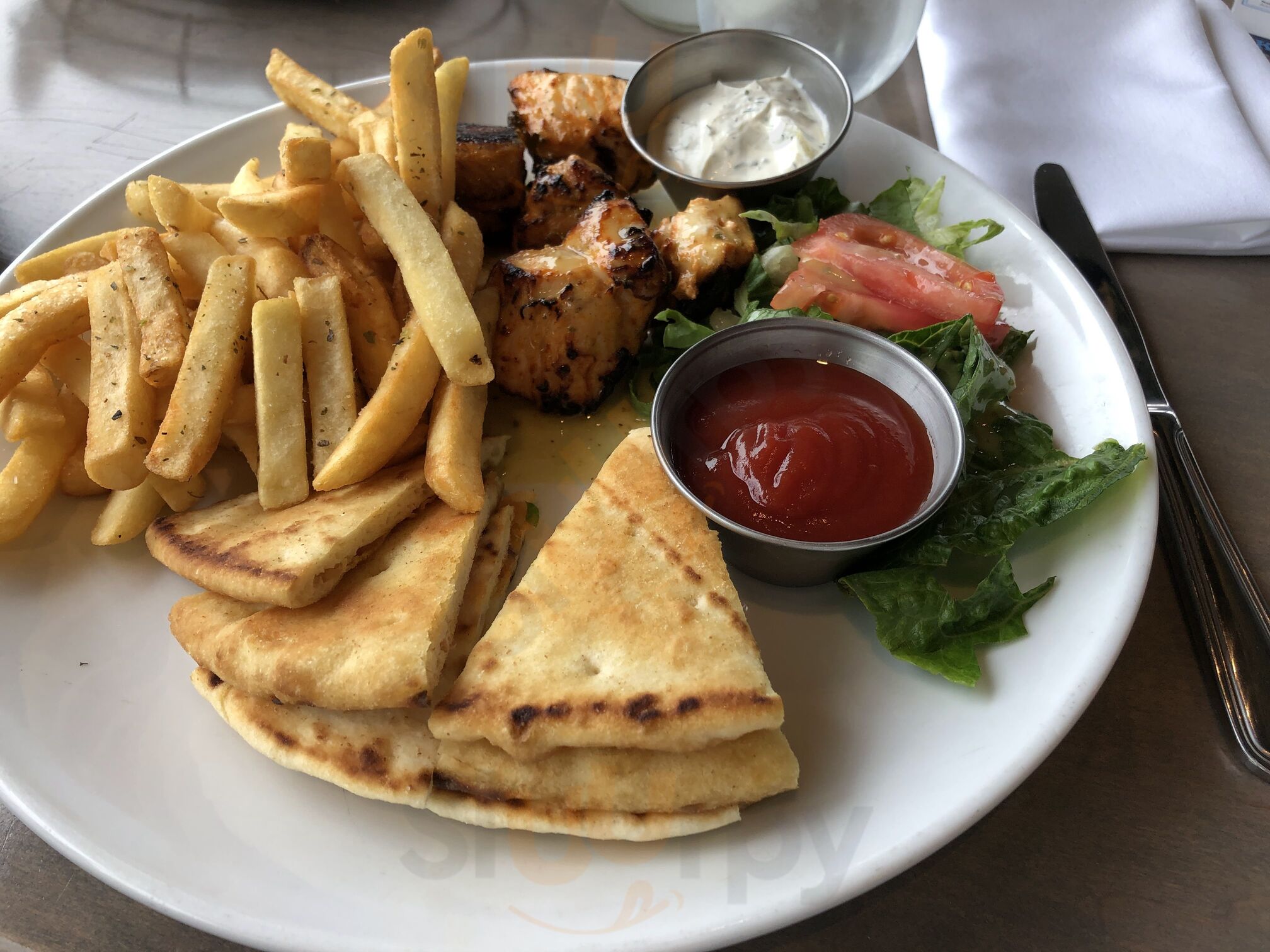 Ara Greek Restaurant And Bar