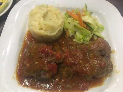 Entretapas Restaurant