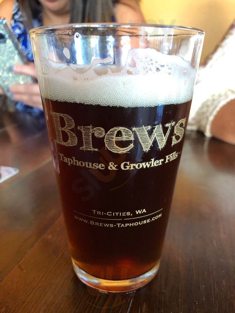 Brews Taphouse And Growler Fills