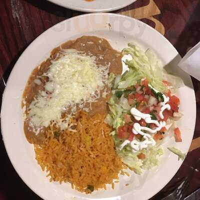 Compadres Mexican Restaurant