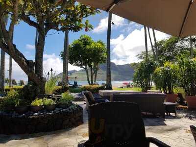 Kukui's Restaurant And Bar