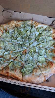 Rhino's Pizzeria & Deli