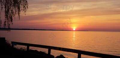 Castaways On The Lake