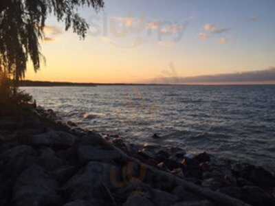 Castaways On The Lake