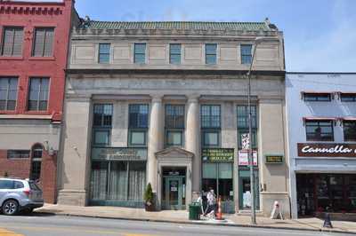 Shelly's Main Street Grille