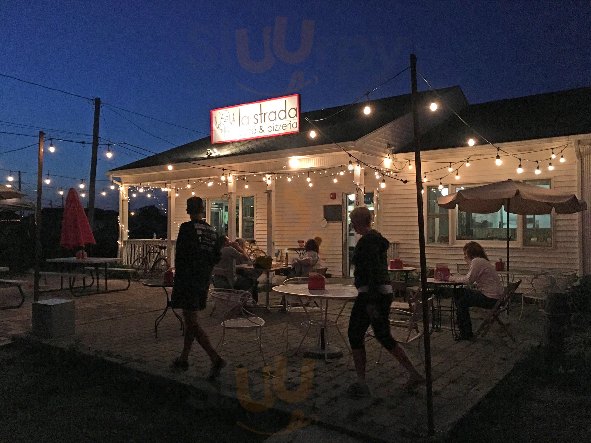 La Strada Cafe & Pizzeria