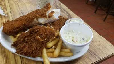 The Lake Road Country Store