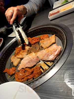 Chun's Bar-b-q House