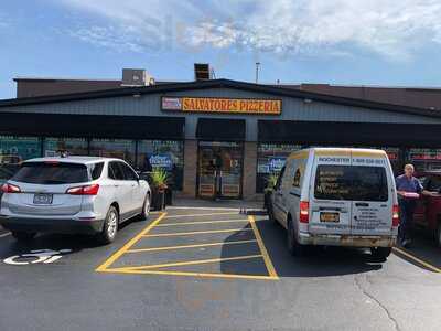 Salvatore's Old Fashioned Pizzeria