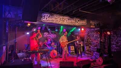 Buntsy's Neighborhood Food And Drink