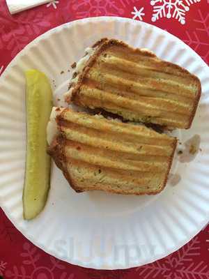 Jt's Creamery And Cafe