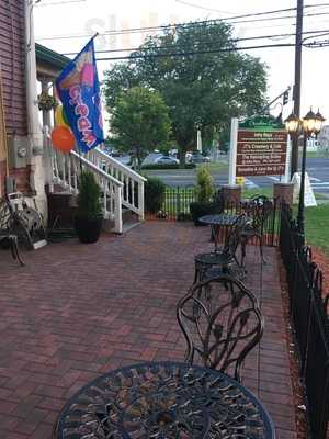 Jt's Creamery And Cafe