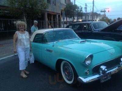 Strollos Italian Ice