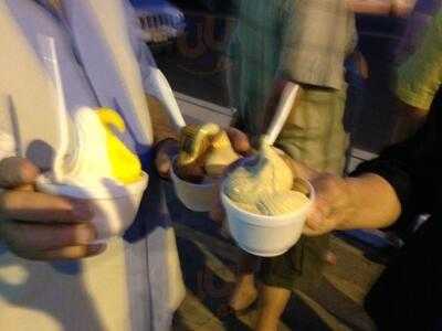 Strollos Italian Ice