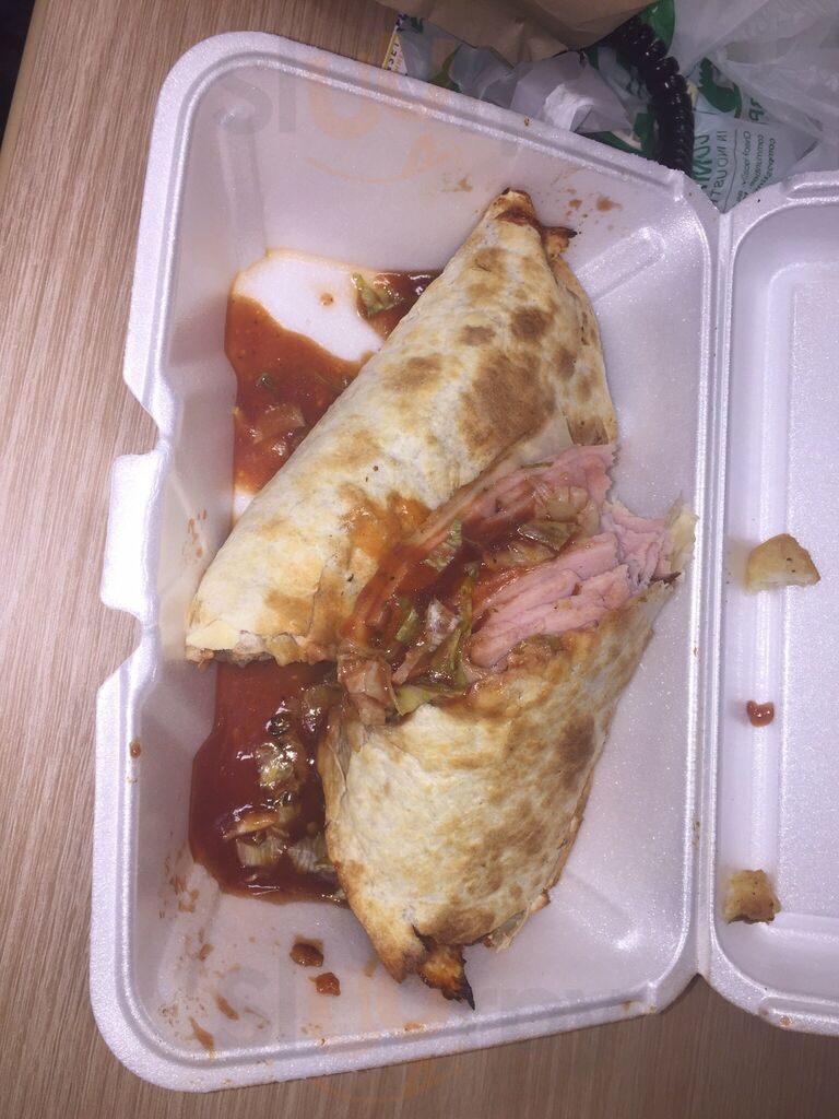 Effie Filippou's Twisted Pizza