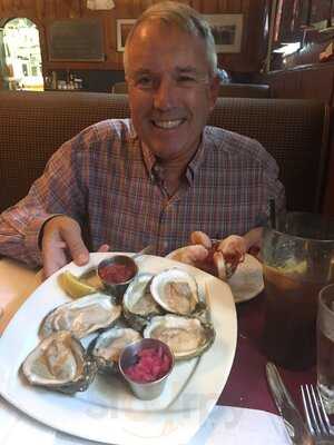 Balloons Restaurant & Catering