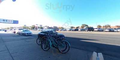 Half Moon Bar & Grill