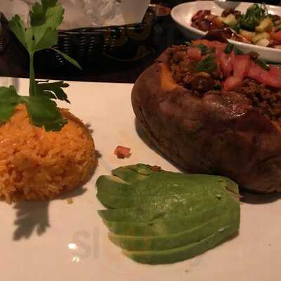 Coco Bistro Kitchen & Lounge