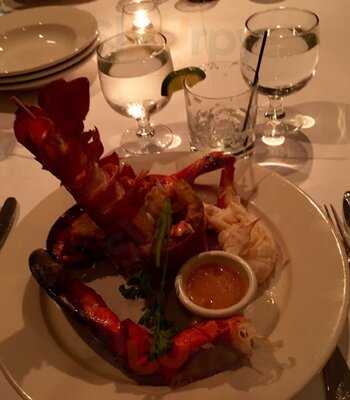 Coco Bistro Kitchen & Lounge