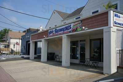 Mike's Submarine Sandwich Shop