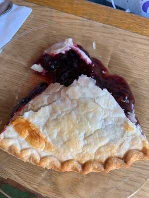 Chalet Restaurant & Bakery