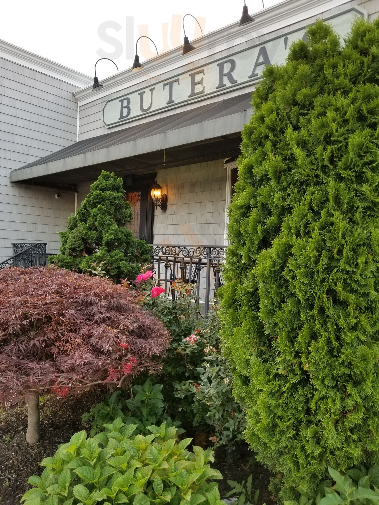 Butera's Restaurant Of Smithtown