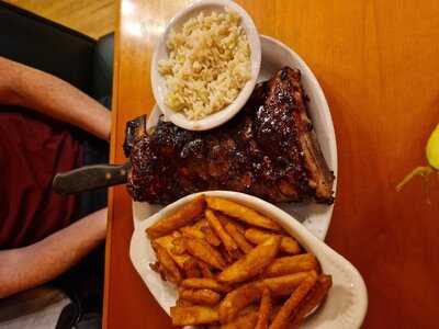 Muddy Moose Restaurant & Pub