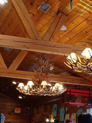 Muddy Moose Restaurant & Pub