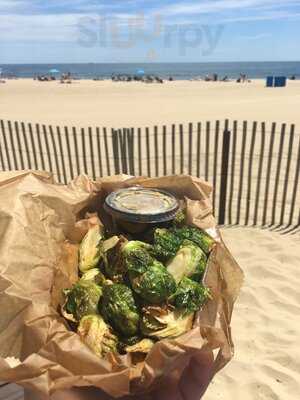 Relish Hot Dog & Sausage Company