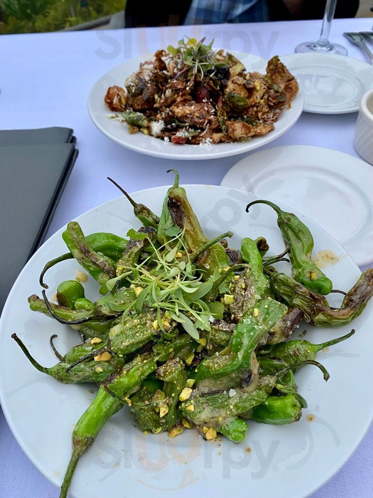 Lido Restaurant & Lounge