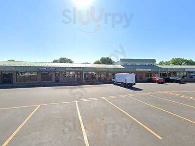 Bailey's Bar & Grille