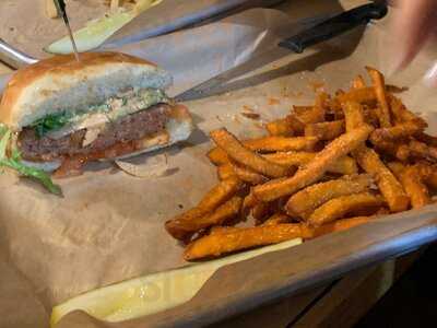 The Tap House At Nye Creek